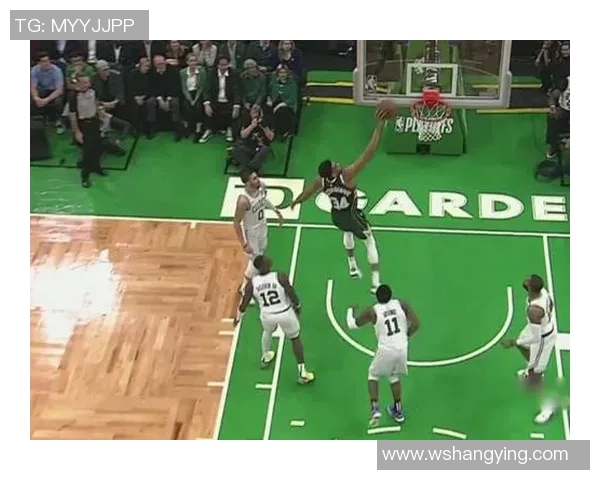 猜猜这位足球明星是谁他的成就与故事让人惊叹不已